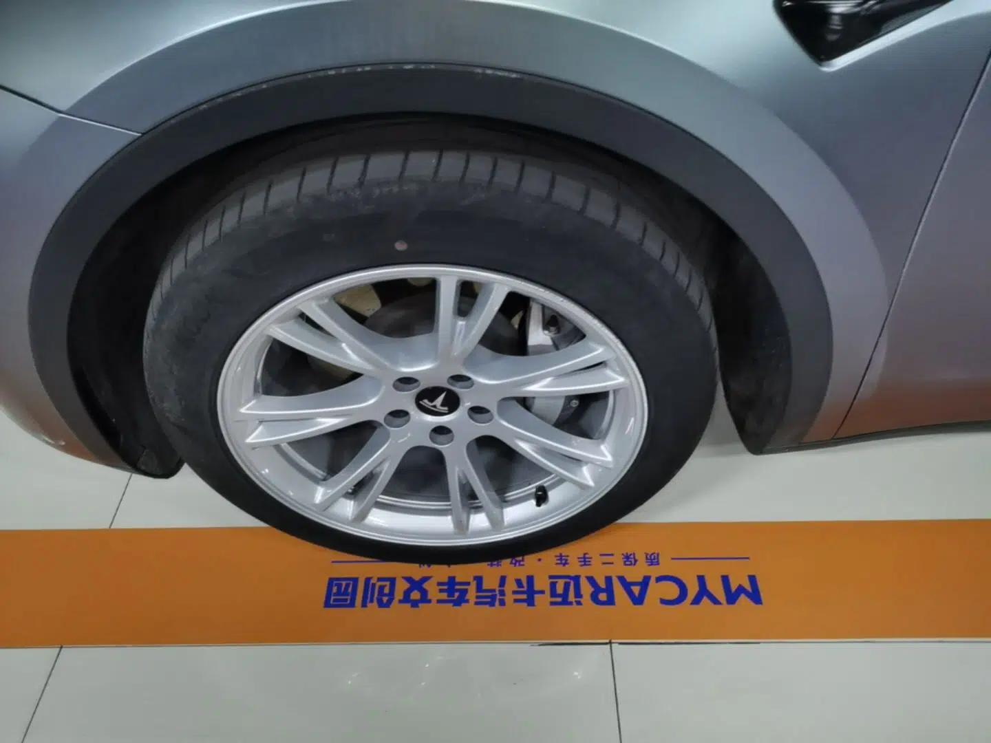 Tesla Model Y 2022 Revised Version Long-Range All-Wheel Drive — миниатюра 10