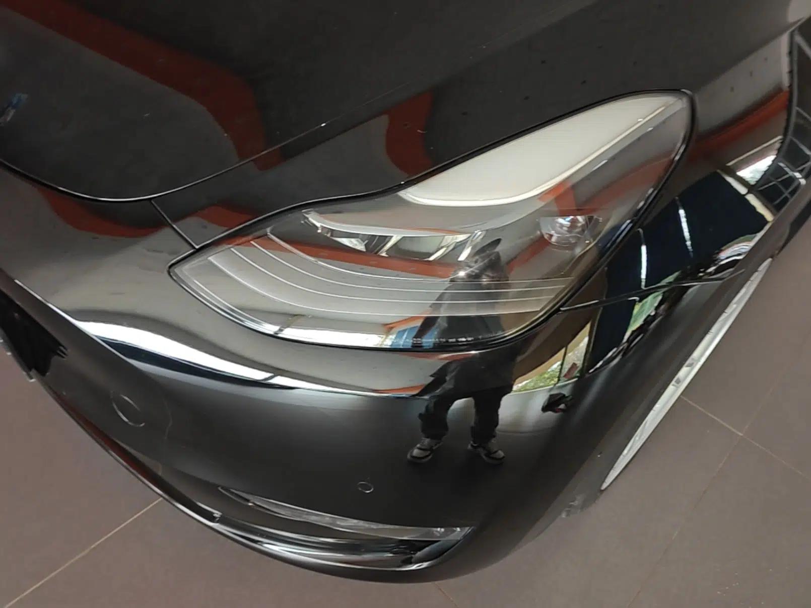 Tesla Model Y 2022 Long-Range All-Wheel-Drive Version — миниатюра 8