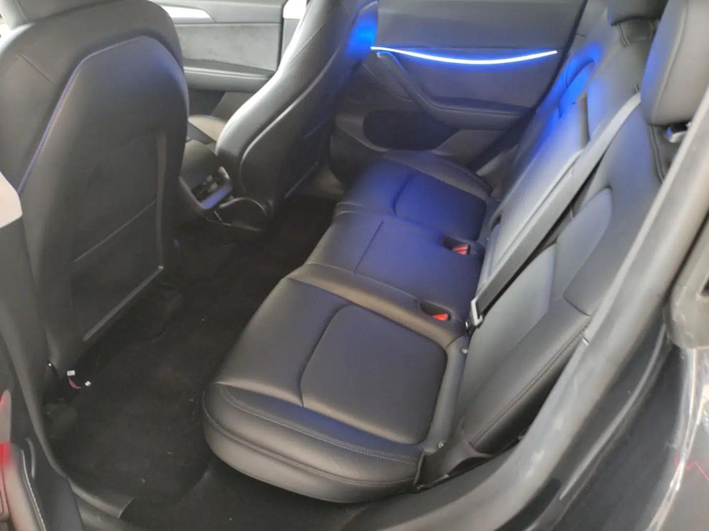 Tesla Model Y 2024 Rear-Wheel-Drive Version — миниатюра 25