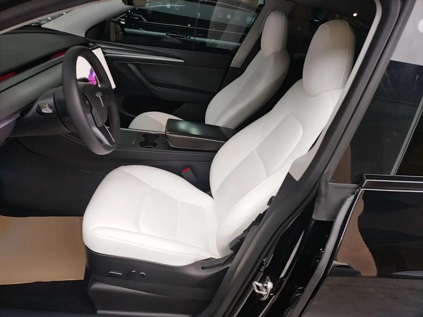 Tesla Model Y 2022 Long-Range All-Wheel-Drive Version — миниатюра 17