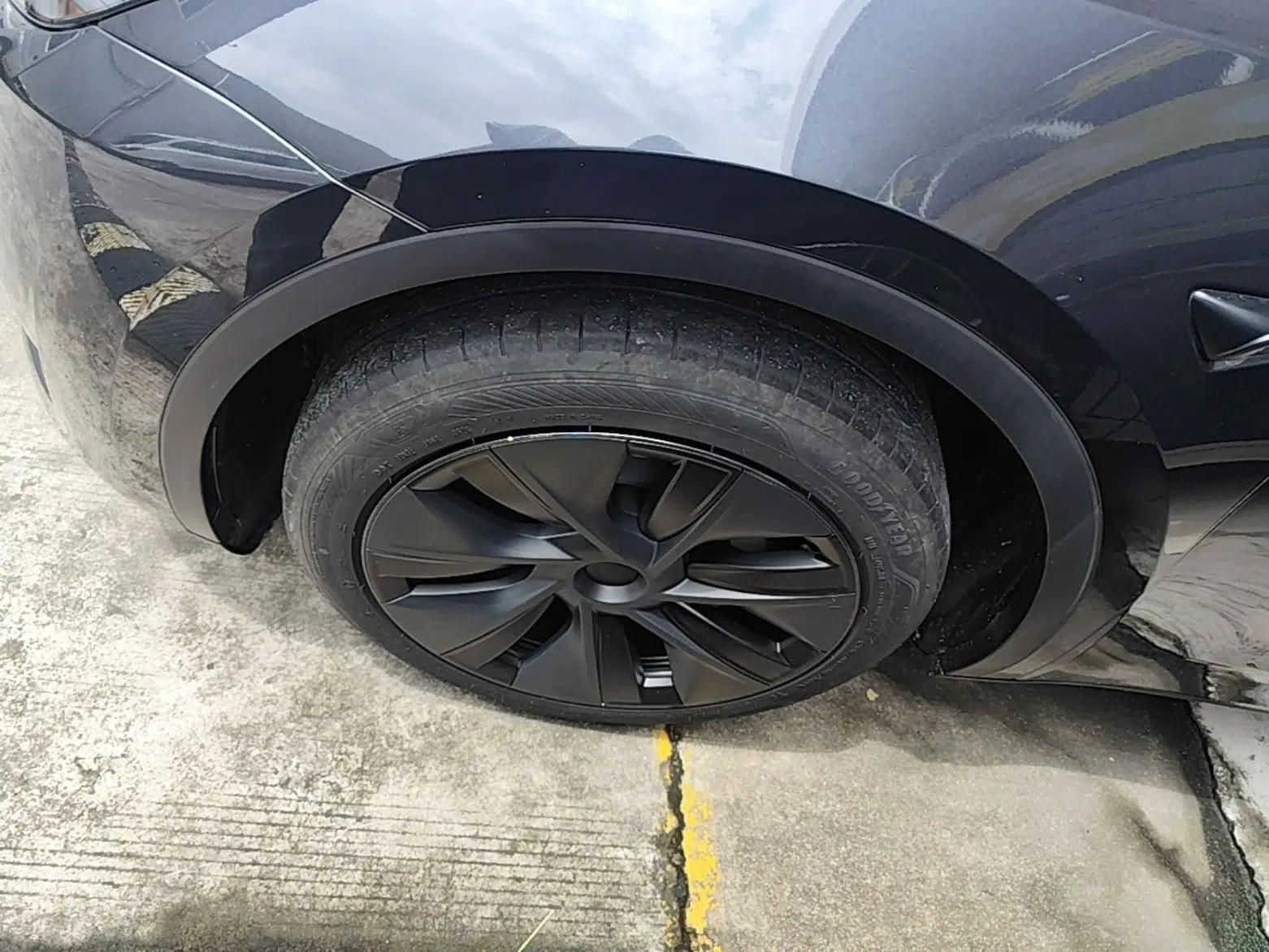 Tesla Model Y 2024 Rear-Wheel-Drive Version — миниатюра 15