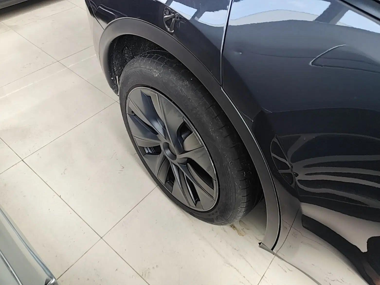 Tesla Model Y 2024 Rear-Wheel-Drive Version — миниатюра 16