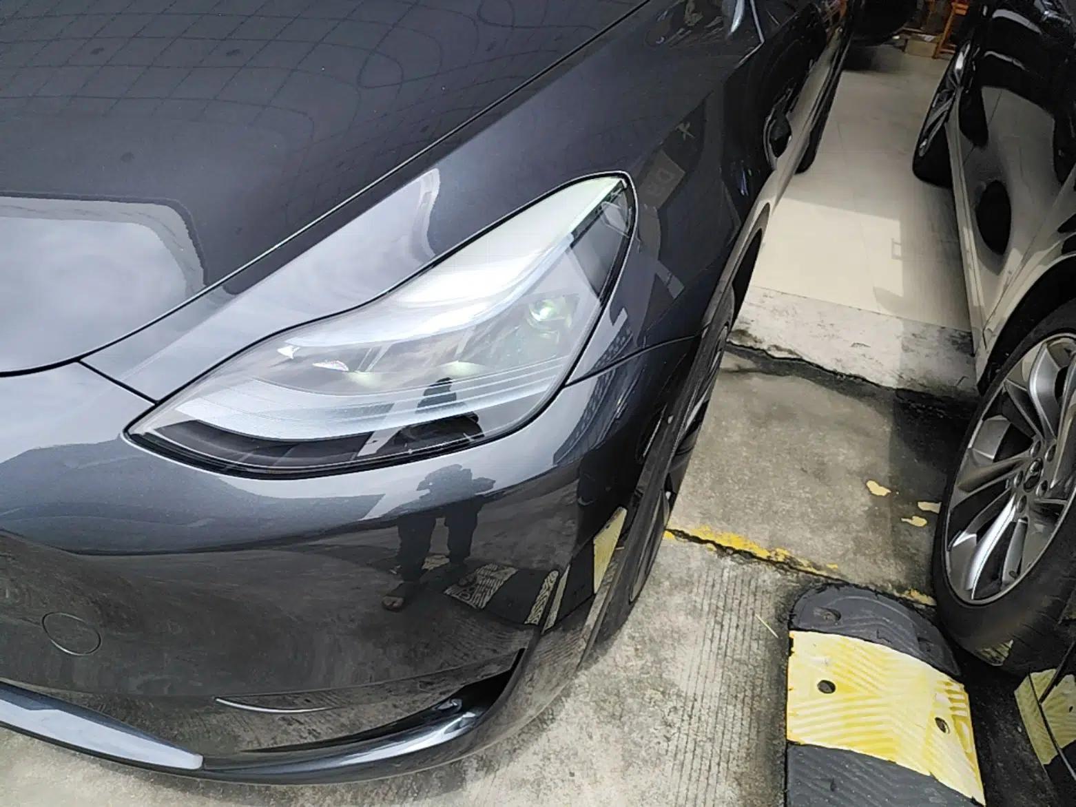 Tesla Model Y 2024 Rear-Wheel-Drive Version — миниатюра 8
