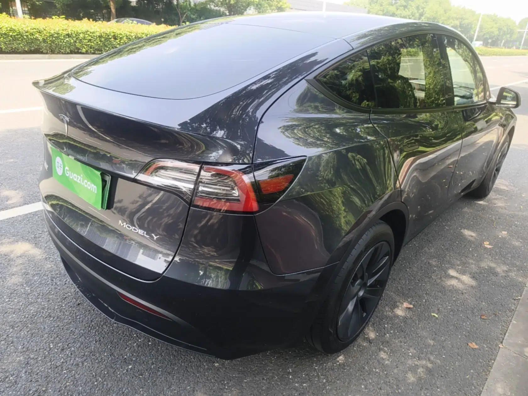 Tesla Model Y 2024 Rear-Wheel-Drive Version — миниатюра 6