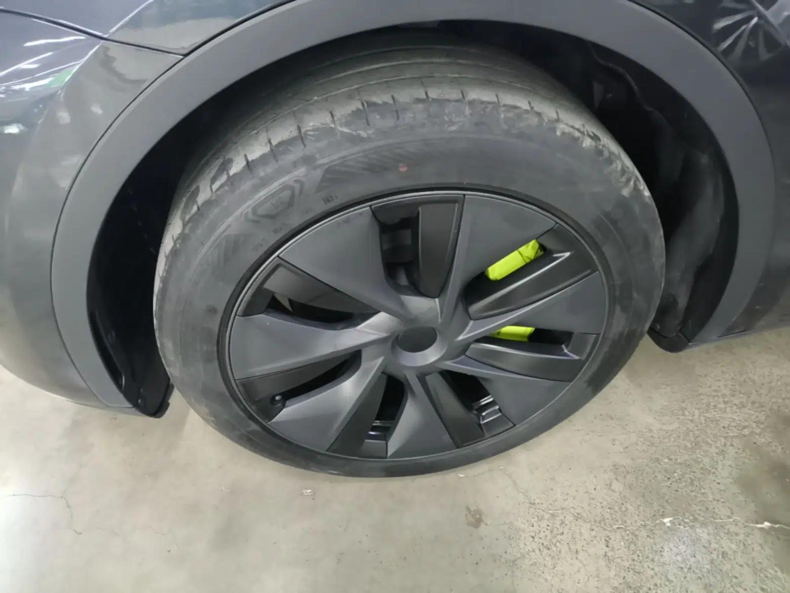Tesla Model Y 2024 Rear-Wheel-Drive Version — миниатюра 15