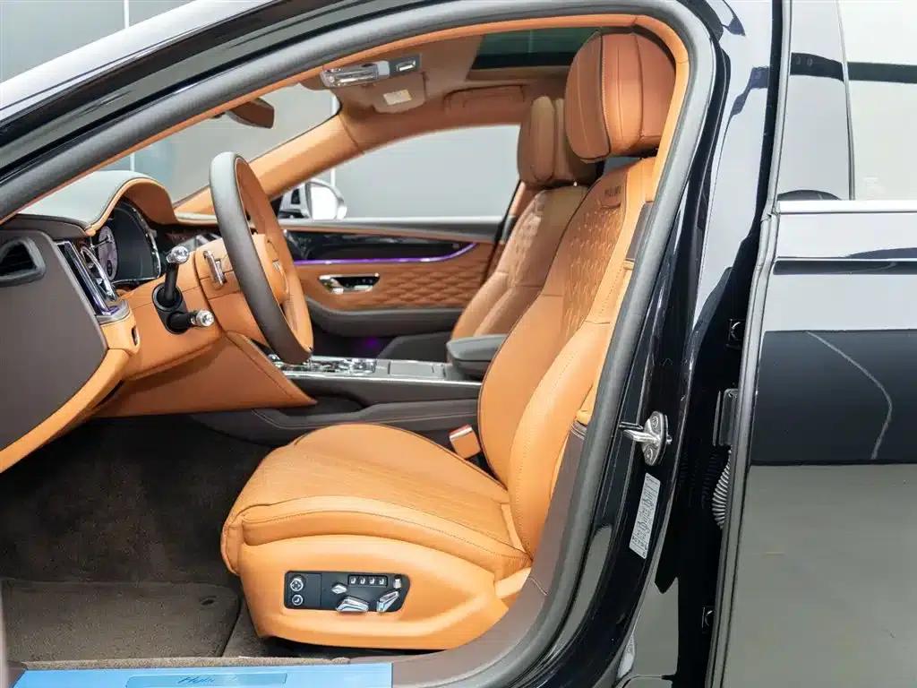 2022 Mercedes-Benz Flying Spur Plug-in Hybrid 2.9T V6 Hybrid Mulliner — миниатюра 12