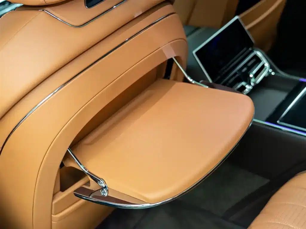 2022 Mercedes-Benz Flying Spur Plug-in Hybrid 2.9T V6 Hybrid Mulliner — миниатюра 19