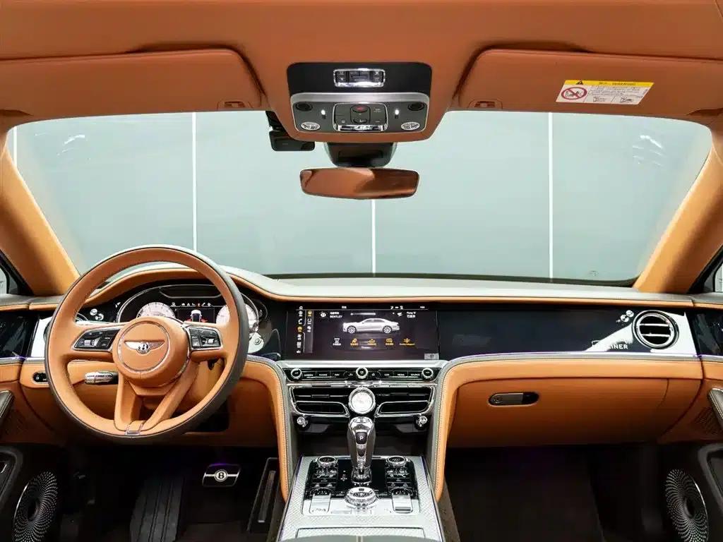 2022 Mercedes-Benz Flying Spur Plug-in Hybrid 2.9T V6 Hybrid Mulliner — миниатюра 21