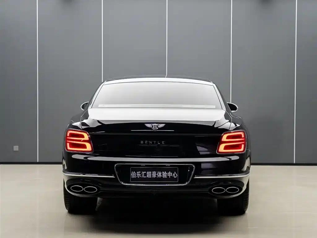 2022 Mercedes-Benz Flying Spur Plug-in Hybrid 2.9T V6 Hybrid Mulliner — миниатюра 9