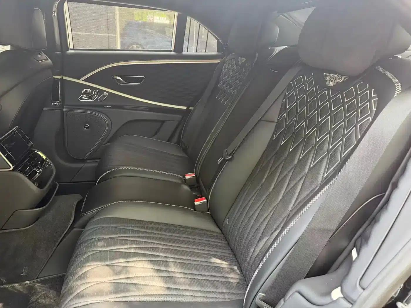 2022 Flying Spur Plug-in Hybrid 2.9T V6 — миниатюра 10