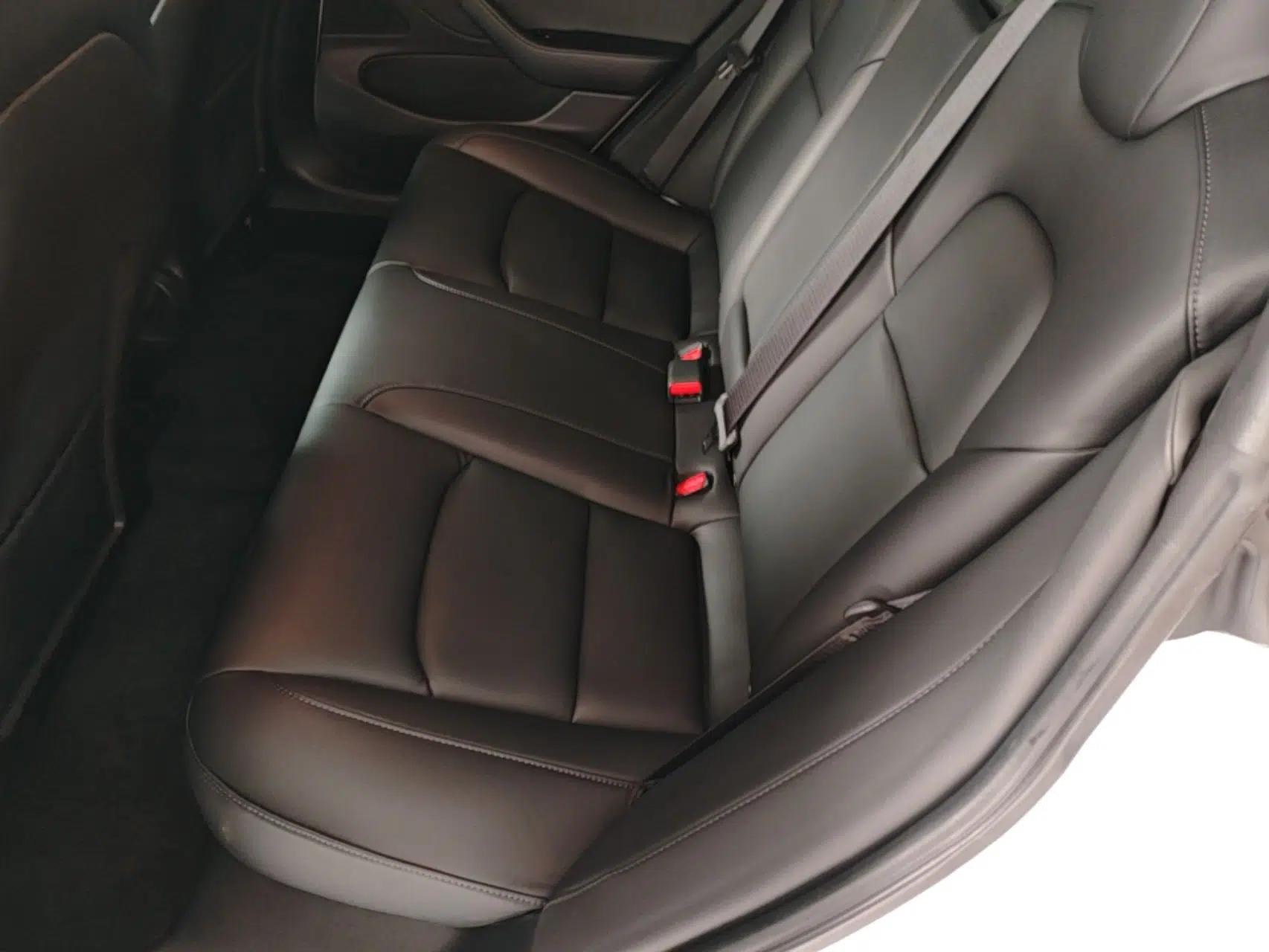 Tesla Model 3 2019 Long-Range Rear-Wheel-Drive Version — миниатюра 26