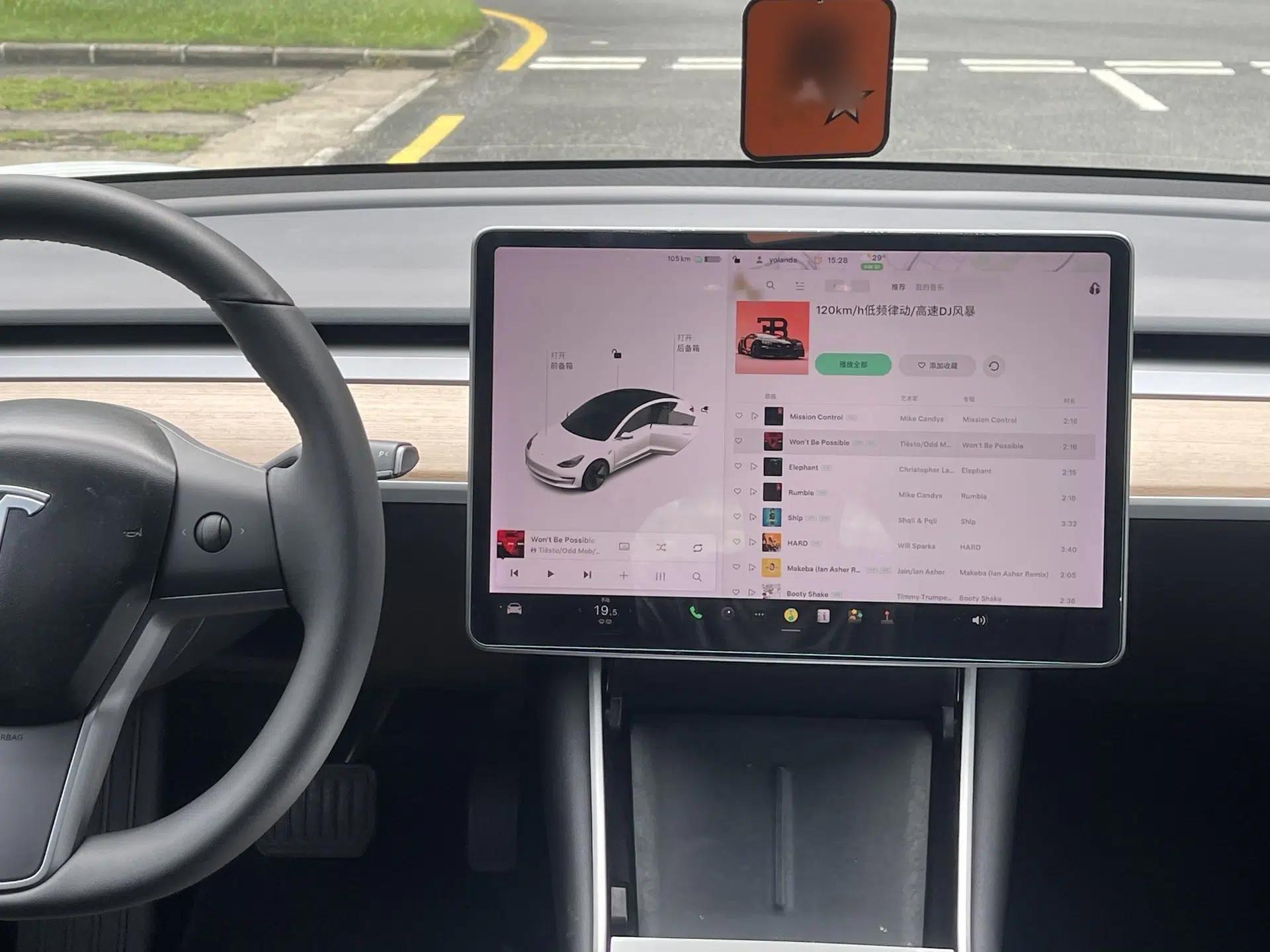 Tesla Model 3 2019 Long-Range Rear-Wheel-Drive Version — миниатюра 34