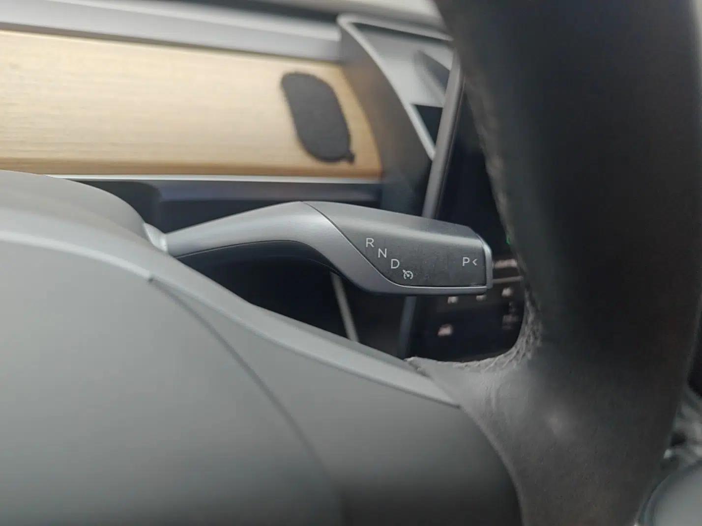 Tesla Model 3 2020 Revised Version Standard Range Rear-Wheel Drive – Upgraded Edition — миниатюра 16