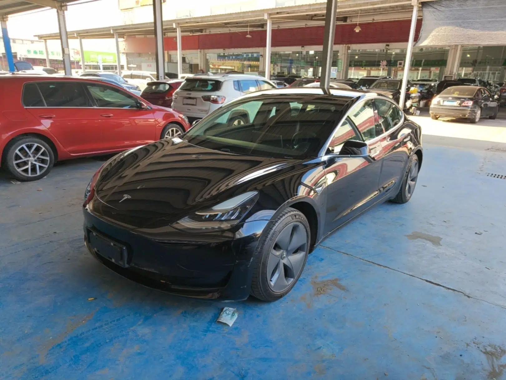 Tesla Model 3 2020 Revised Version Standard Range Rear-Wheel Drive – Upgraded Edition — миниатюра 1