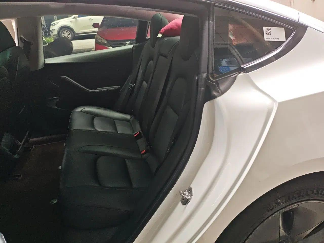 Tesla Model 3 2020 Standard Range Rear-Wheel Drive Upgraded Version — миниатюра 17