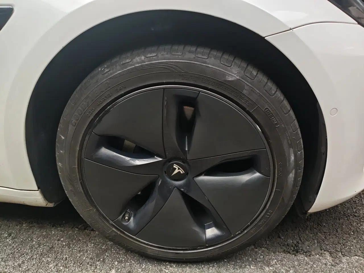 Tesla Model 3 2020 Standard Range Rear-Wheel Drive Upgraded Version — миниатюра 8