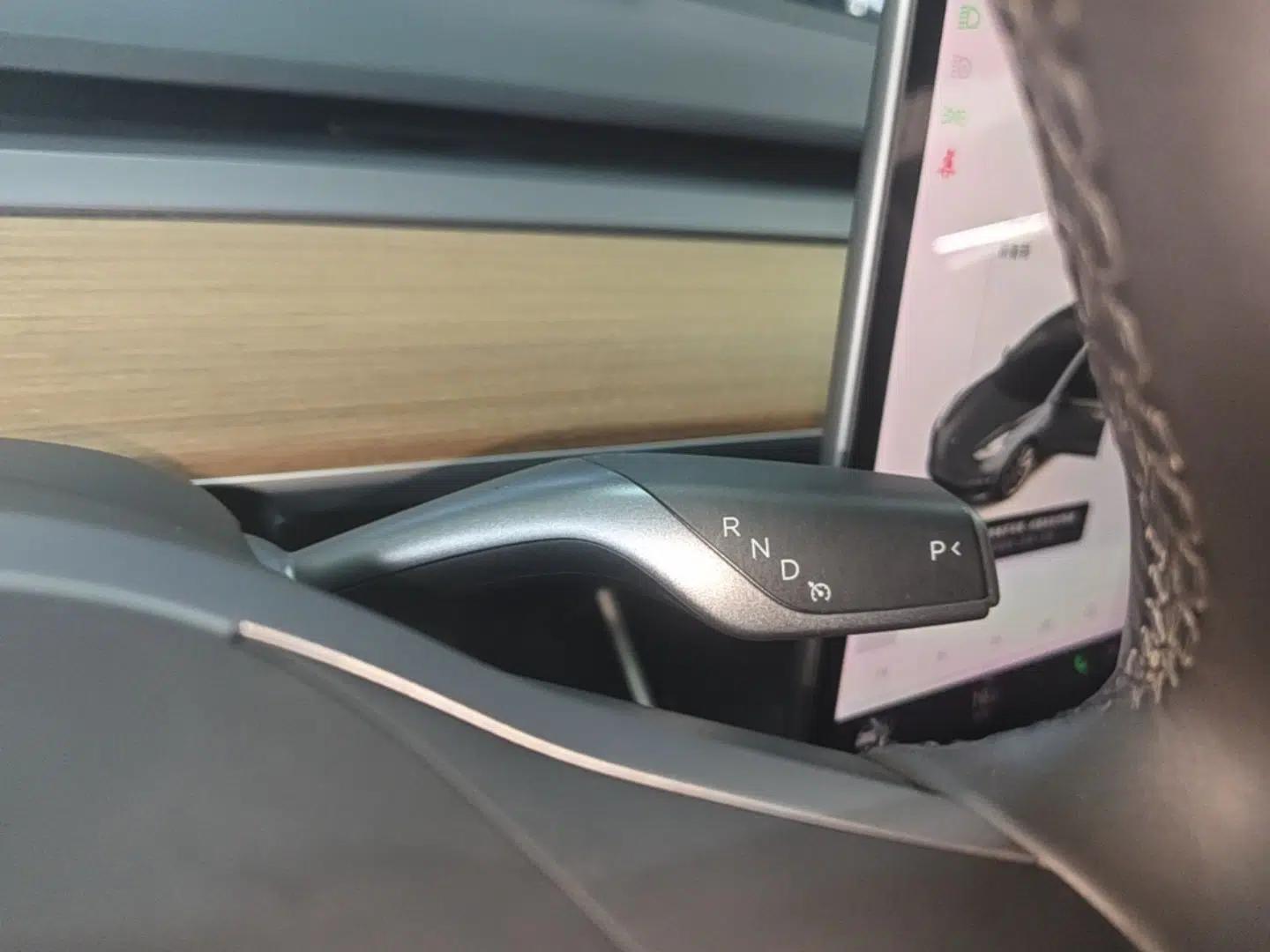 Tesla Model 3 2019 Long-Range All-Wheel-Drive Version — миниатюра 21