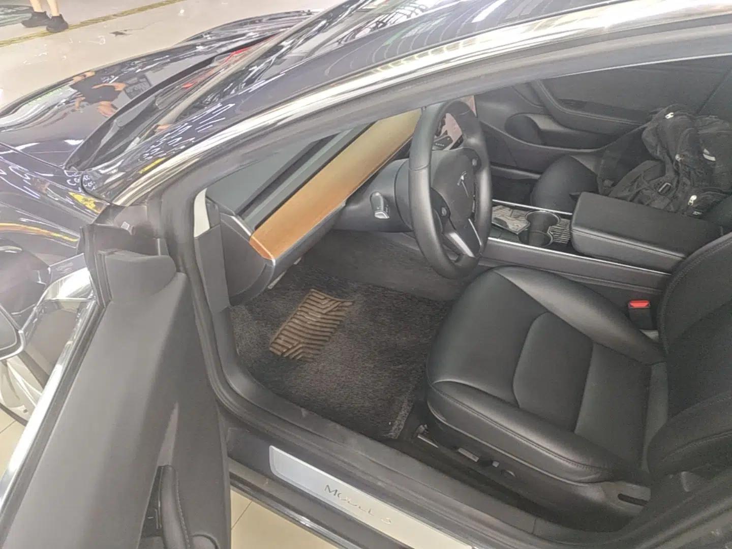 Tesla Model 3 2019 Long-Range All-Wheel-Drive Version — миниатюра 23