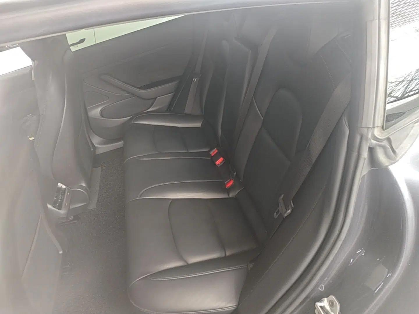 Tesla Model 3 2019 Long-Range All-Wheel-Drive Version — миниатюра 25