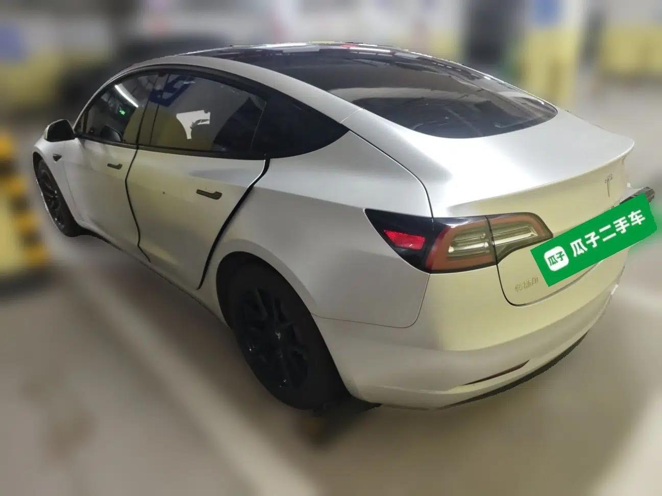 Tesla Model 3 2022 Rear-Wheel-Drive Version — миниатюра 4