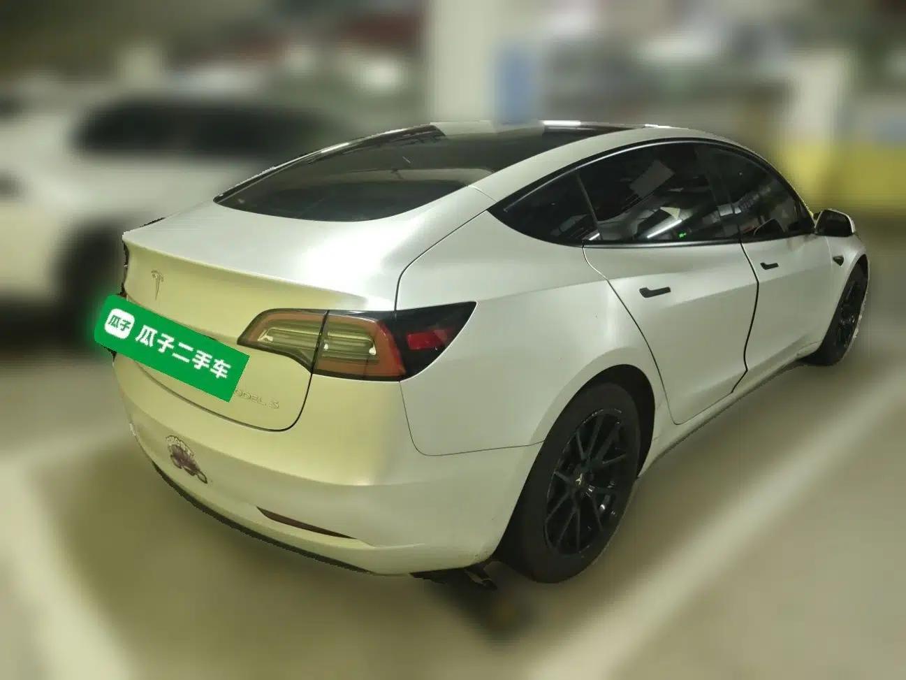 Tesla Model 3 2022 Rear-Wheel-Drive Version — миниатюра 6