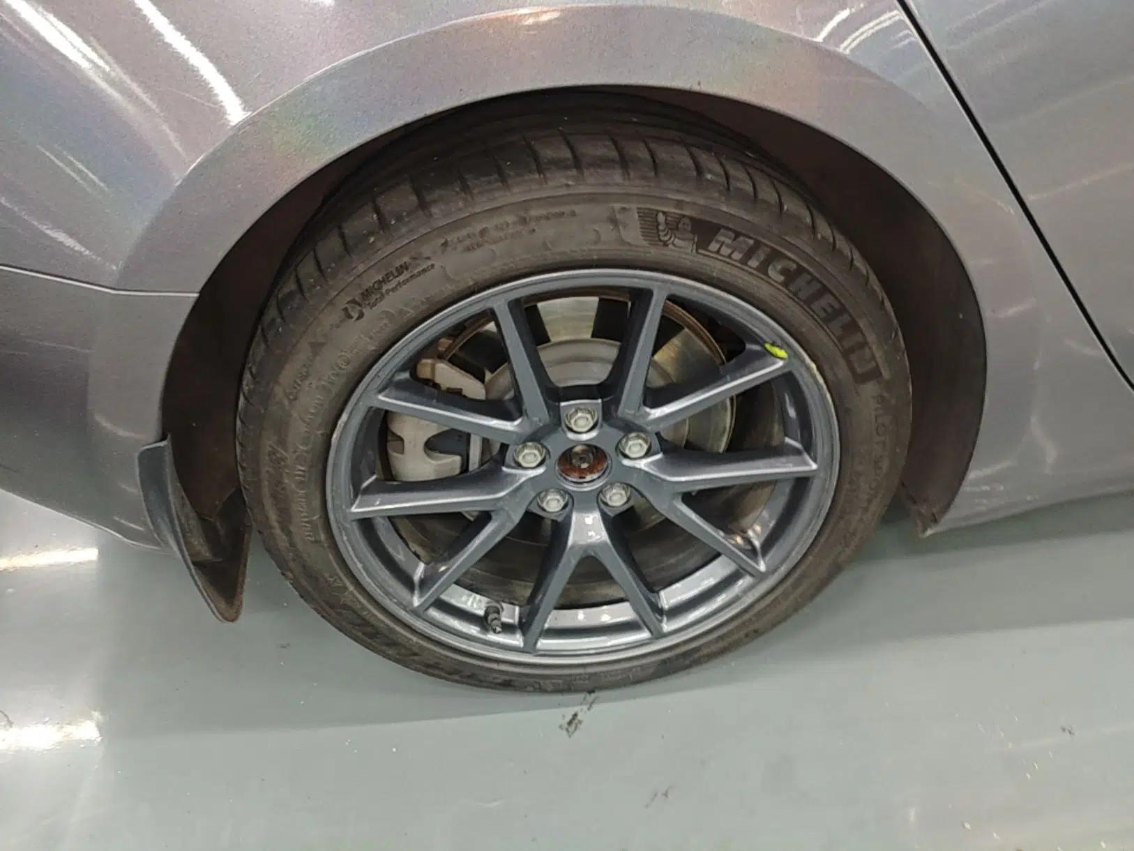Tesla Model 3 2022 Rear-Wheel-Drive Version — миниатюра 13