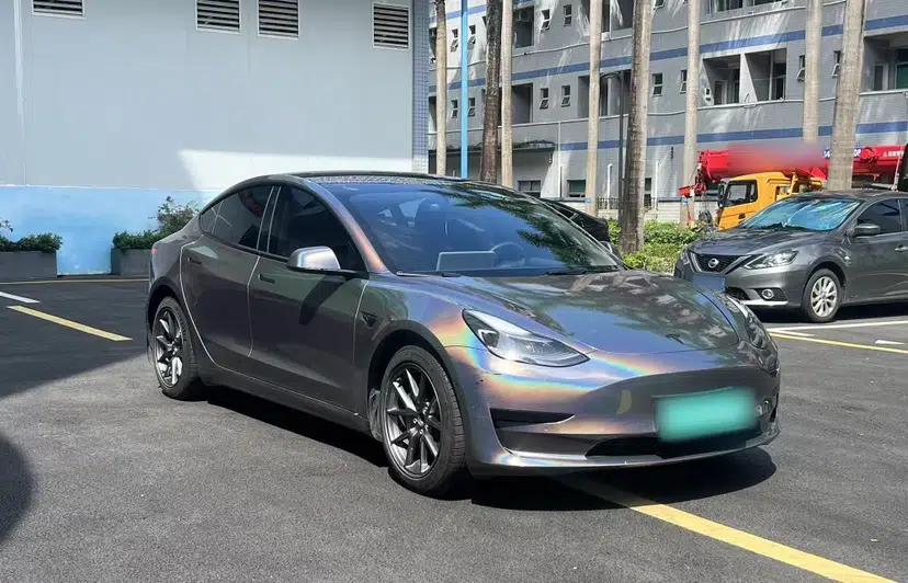 Tesla Model 3 2022 Rear-Wheel-Drive Version — миниатюра 14