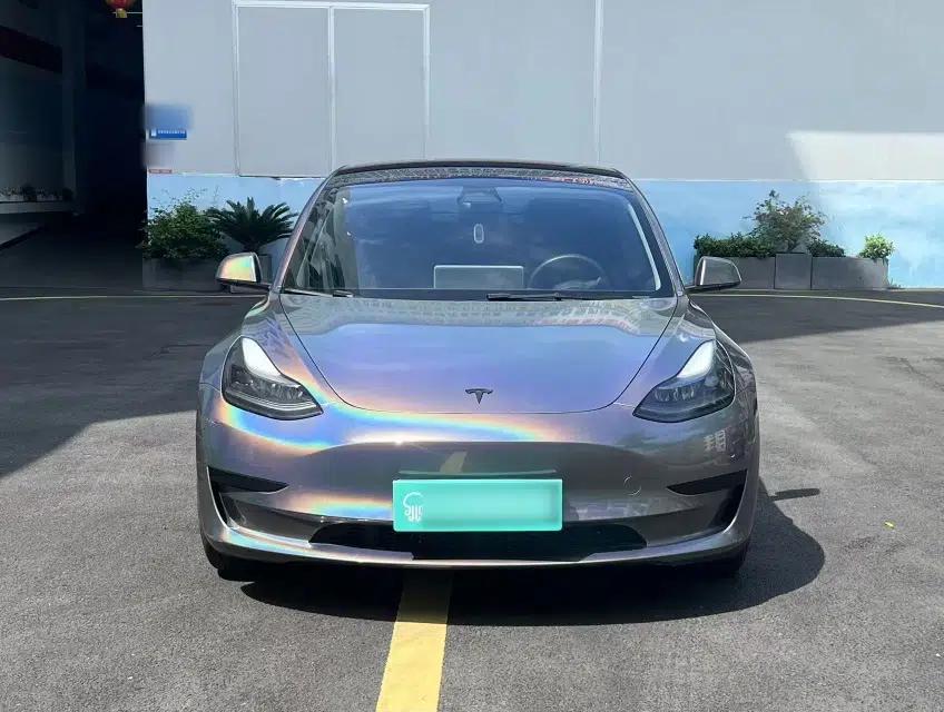 Tesla Model 3 2022 Rear-Wheel-Drive Version — миниатюра 17