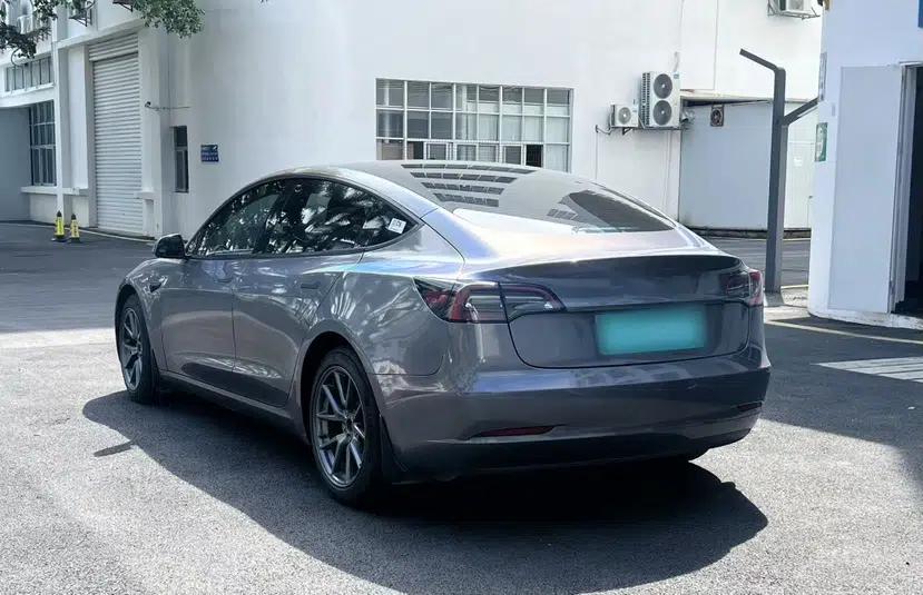 Tesla Model 3 2022 Rear-Wheel-Drive Version — миниатюра 18
