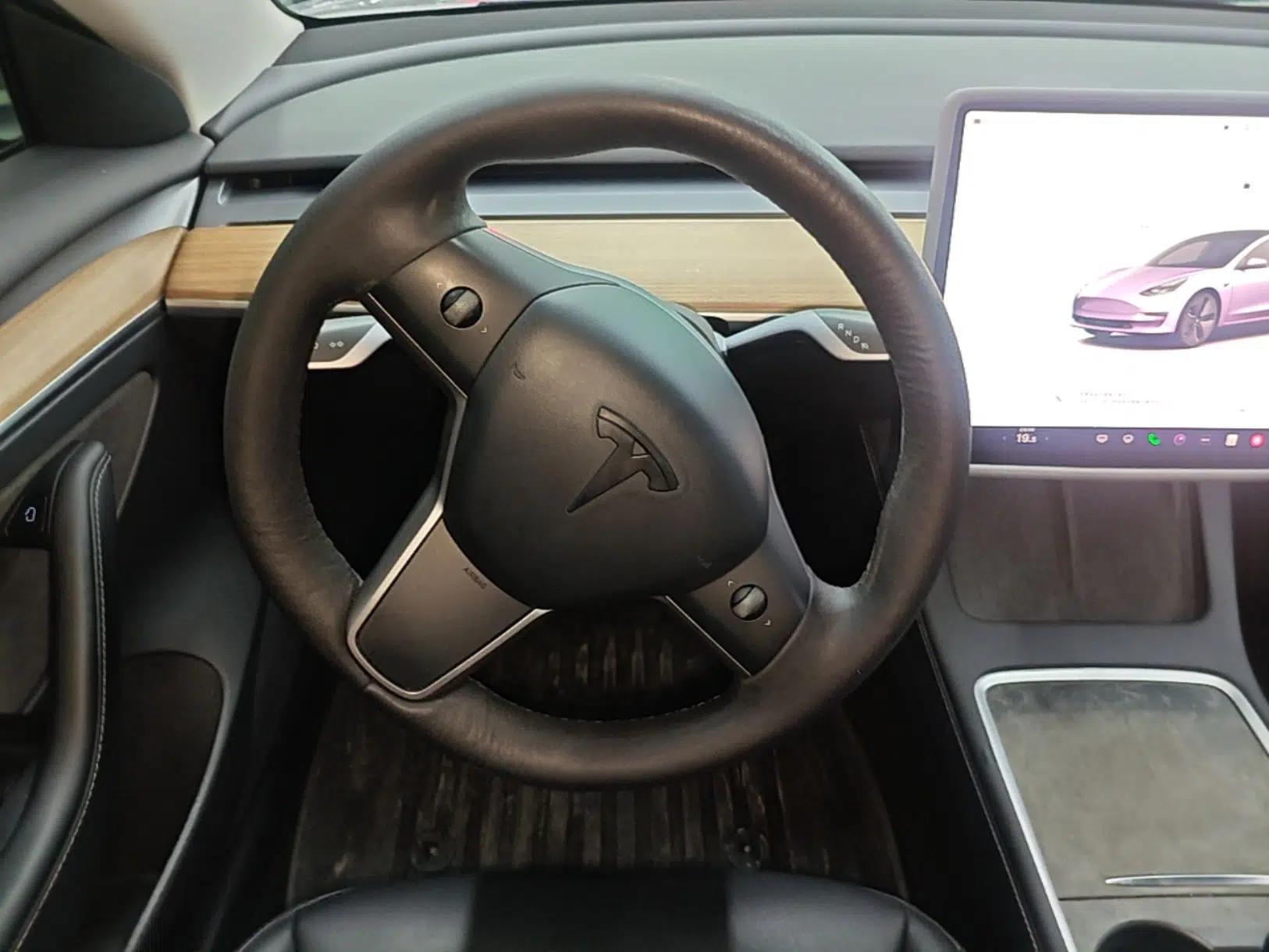 Tesla Model 3 2022 Rear-Wheel-Drive Version — миниатюра 20
