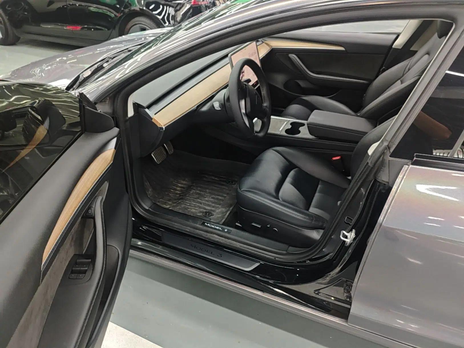 Tesla Model 3 2022 Rear-Wheel-Drive Version — миниатюра 25
