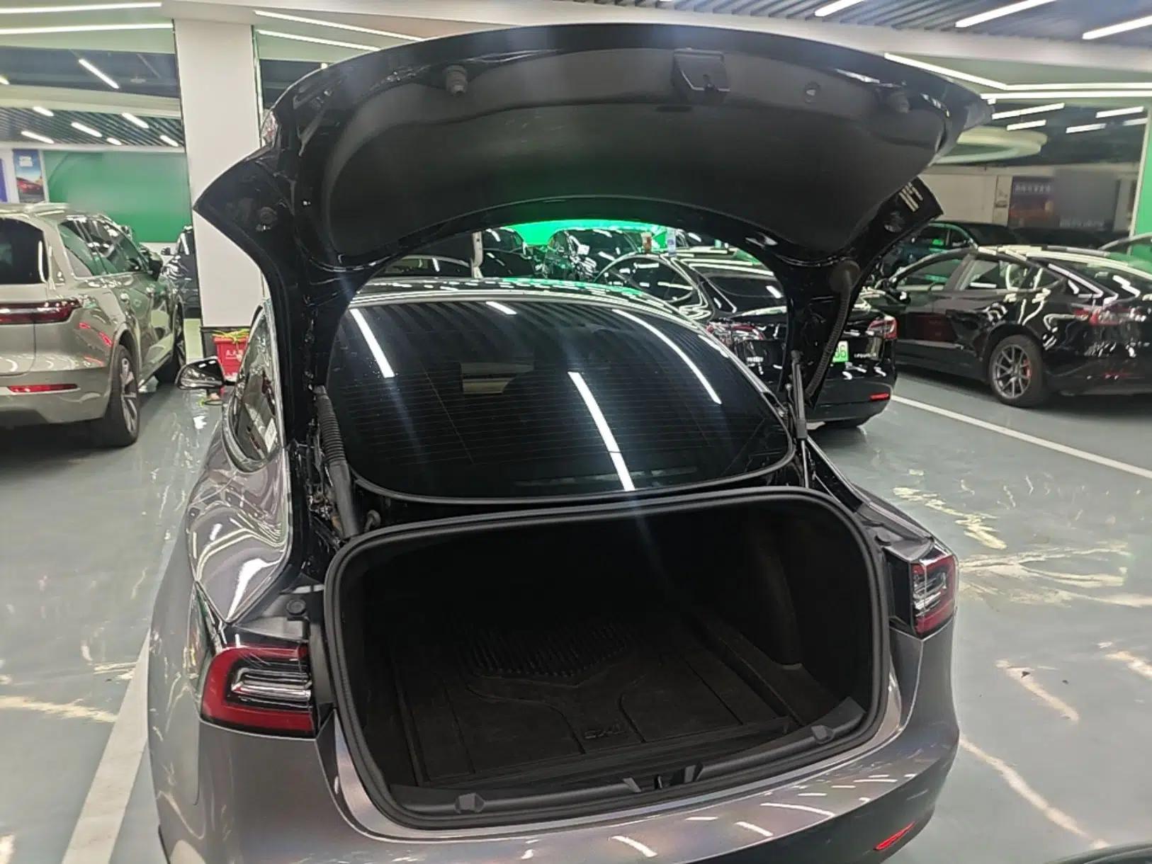 Tesla Model 3 2022 Rear-Wheel-Drive Version — миниатюра 29