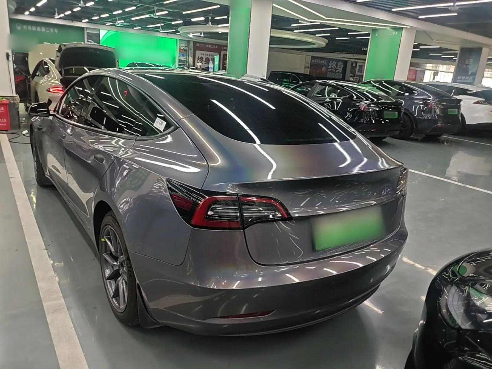 Tesla Model 3 2022 Rear-Wheel-Drive Version — миниатюра 4