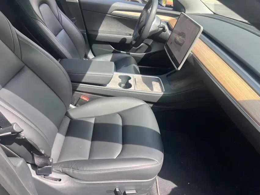 Tesla Model 3 2022 Rear-Wheel-Drive Version — миниатюра 31