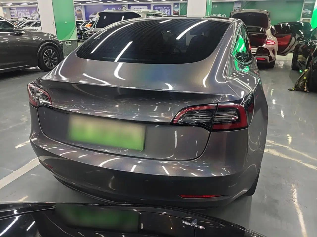 Tesla Model 3 2022 Rear-Wheel-Drive Version — миниатюра 5