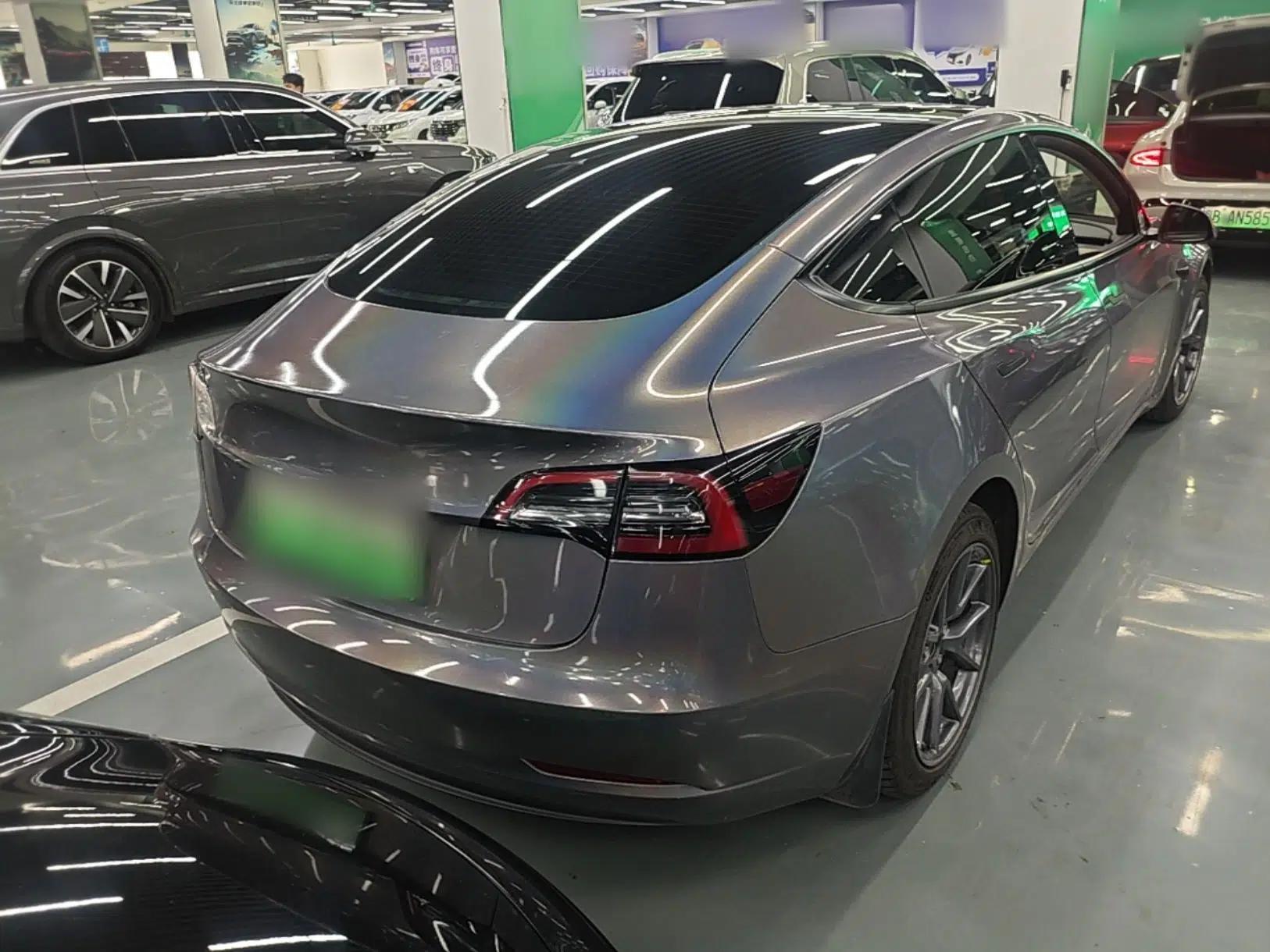 Tesla Model 3 2022 Rear-Wheel-Drive Version — миниатюра 6