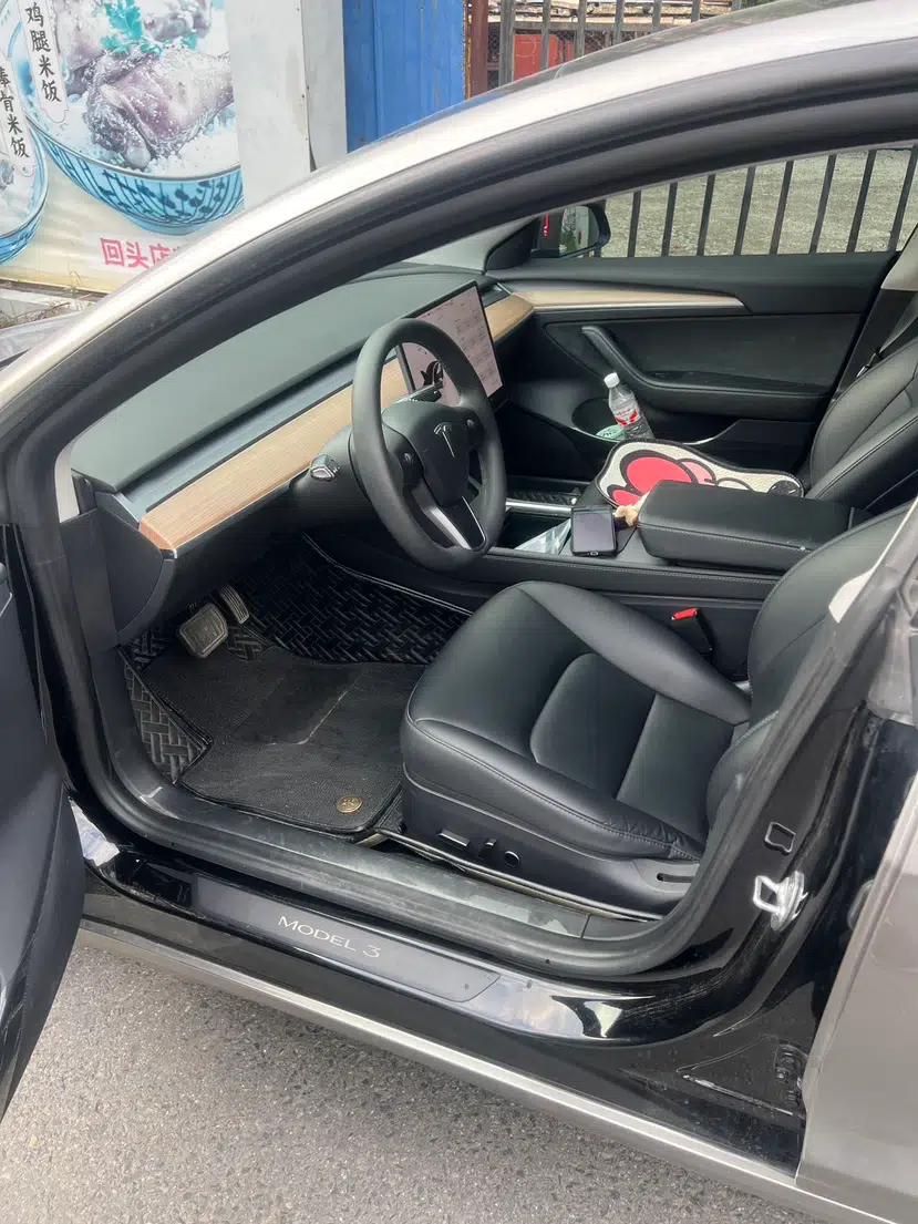 Tesla Model 3 2022 Rear-Wheel-Drive Version — миниатюра 17