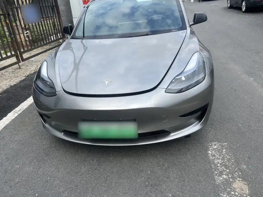 Tesla Model 3 2022 Rear-Wheel-Drive Version — миниатюра 8