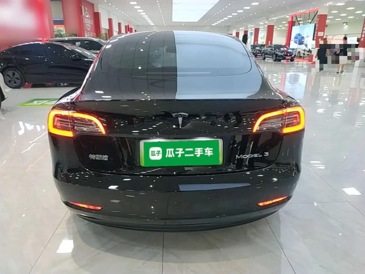 Tesla Model 3 2022 Rear-Wheel-Drive Version — миниатюра 5
