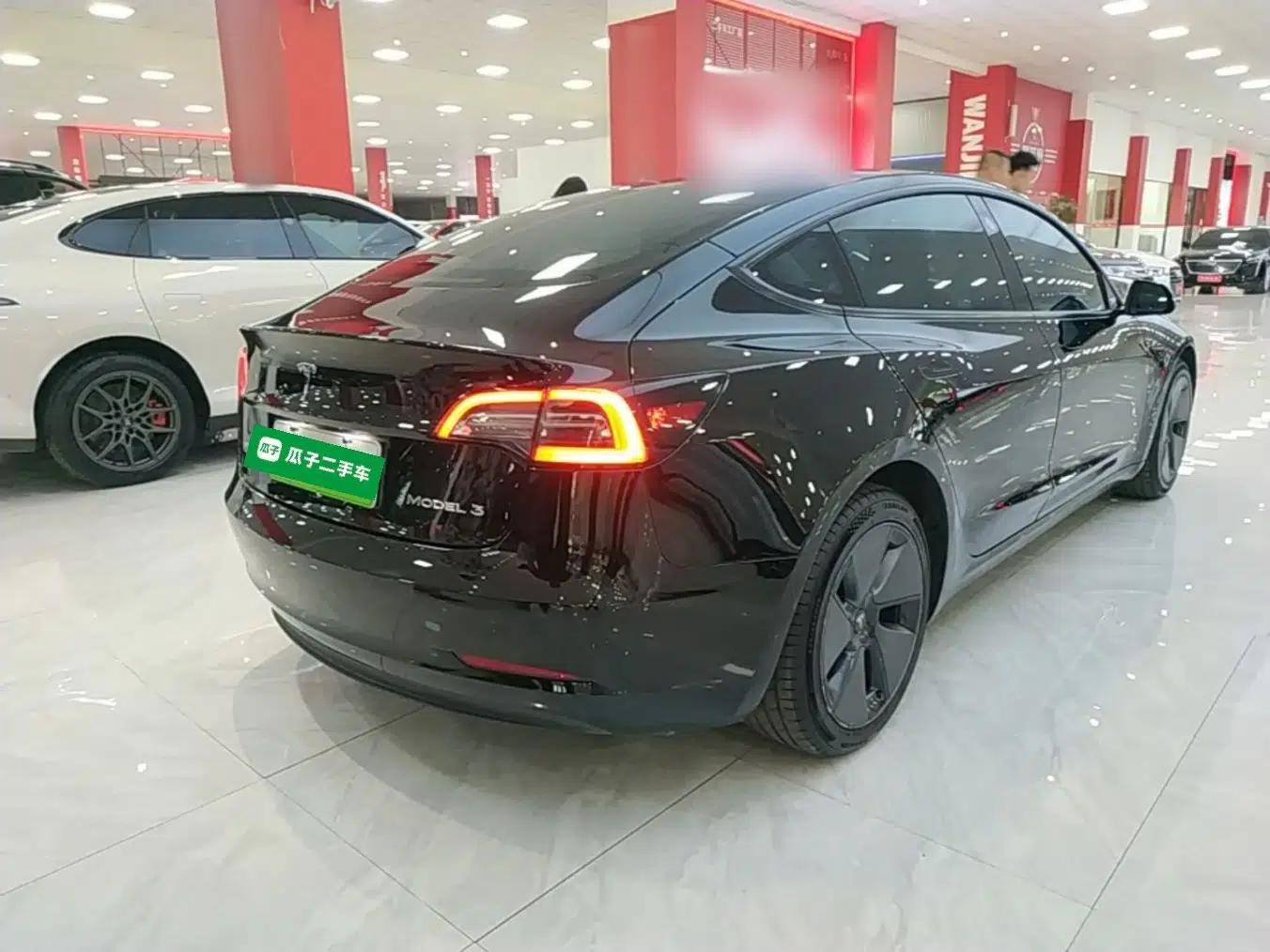 Tesla Model 3 2022 Rear-Wheel-Drive Version — миниатюра 6