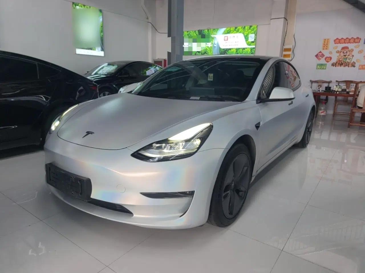 Tesla Model 3 2020 Refreshed Version Long-Range Rear-Wheel Drive — миниатюра 1