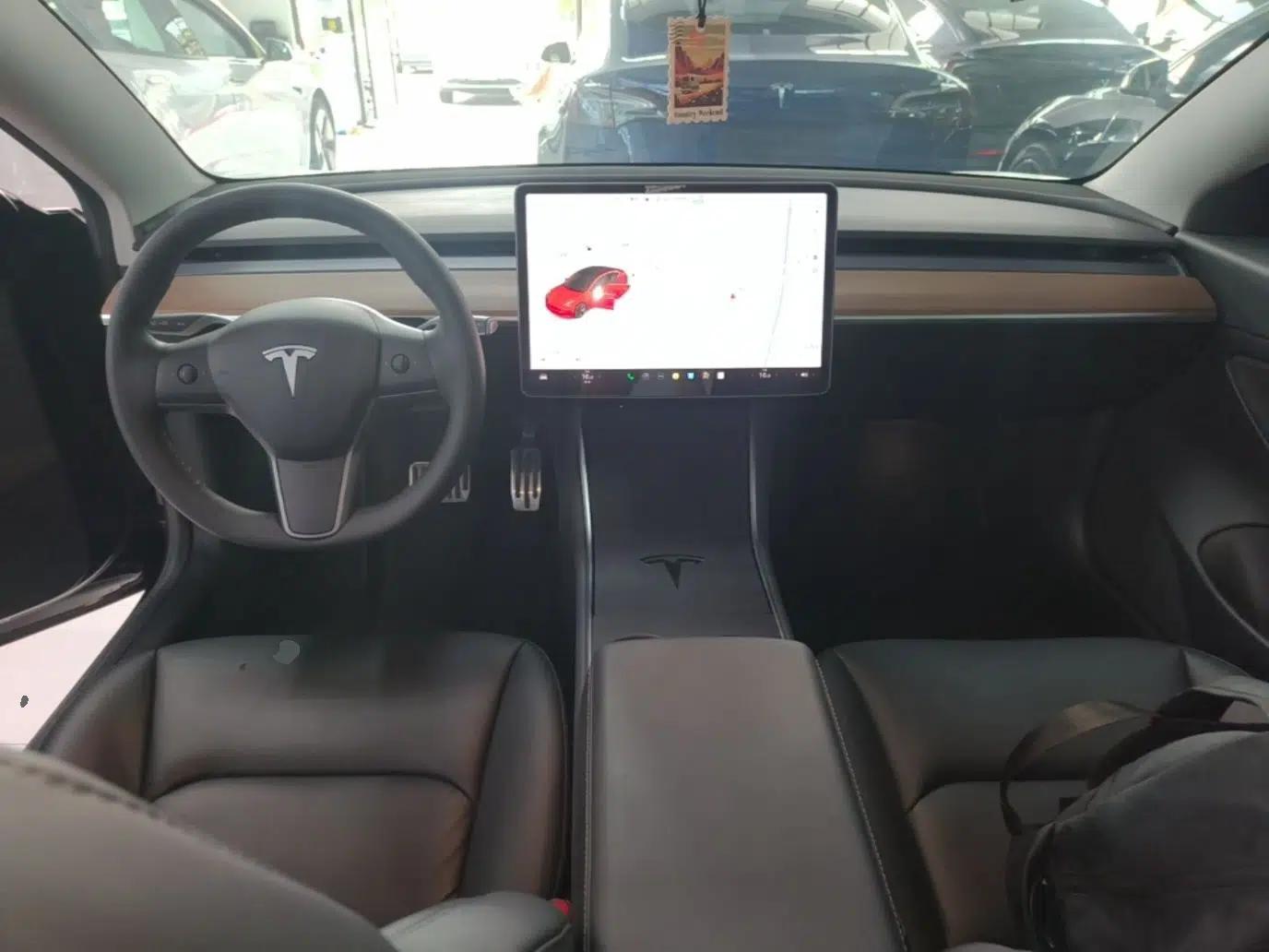Tesla Model 3 2020 Refreshed Version Long-Range Rear-Wheel Drive — миниатюра 17