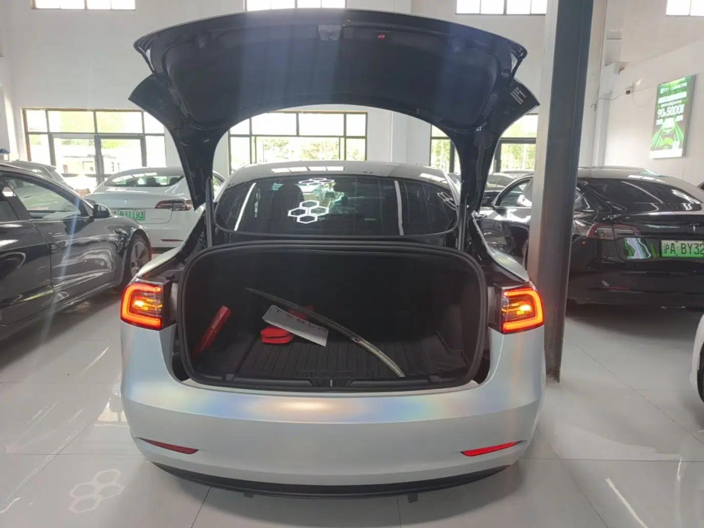 Tesla Model 3 2020 Refreshed Version Long-Range Rear-Wheel Drive — миниатюра 27