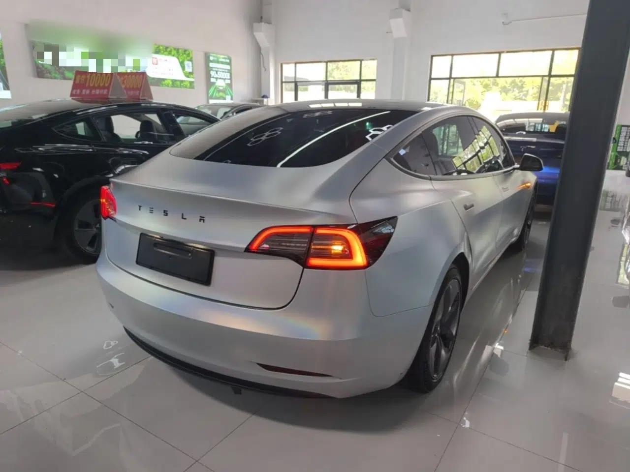 Tesla Model 3 2020 Refreshed Version Long-Range Rear-Wheel Drive — миниатюра 6