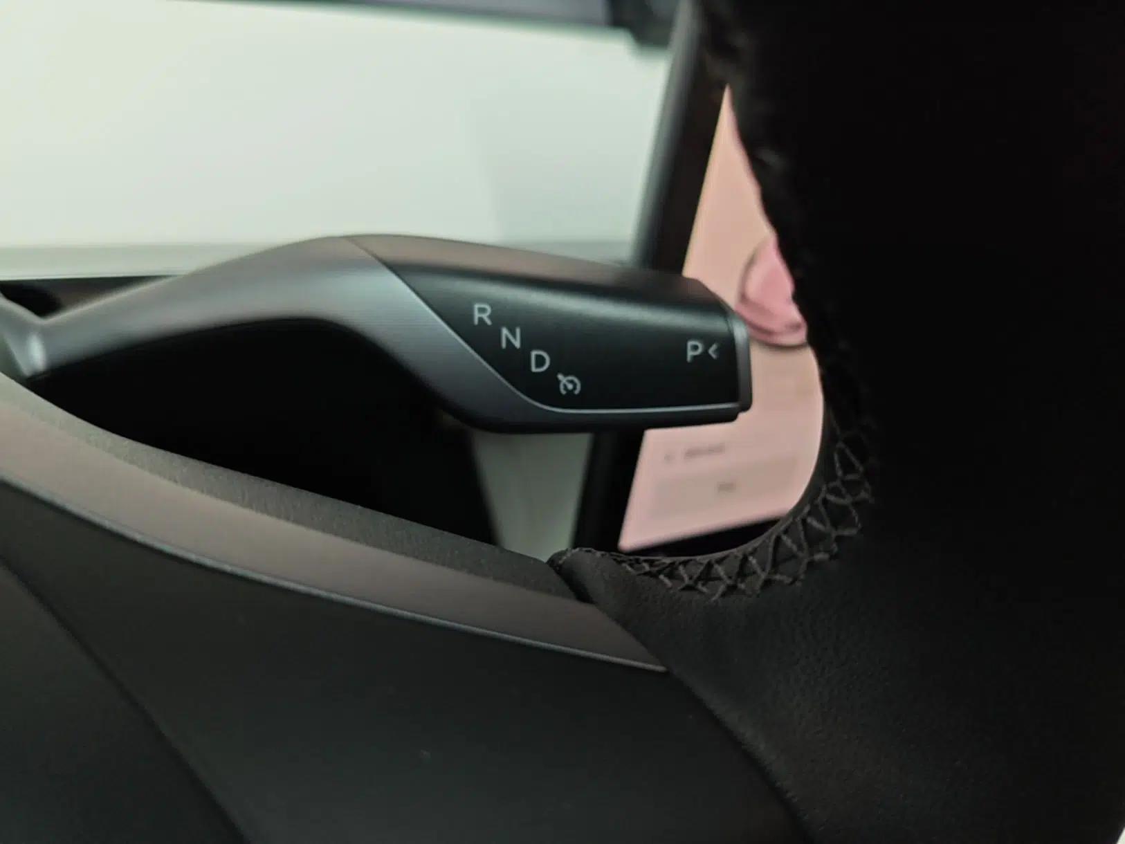 Tesla Model 3 2022 Rear-Wheel-Drive Version — миниатюра 16
