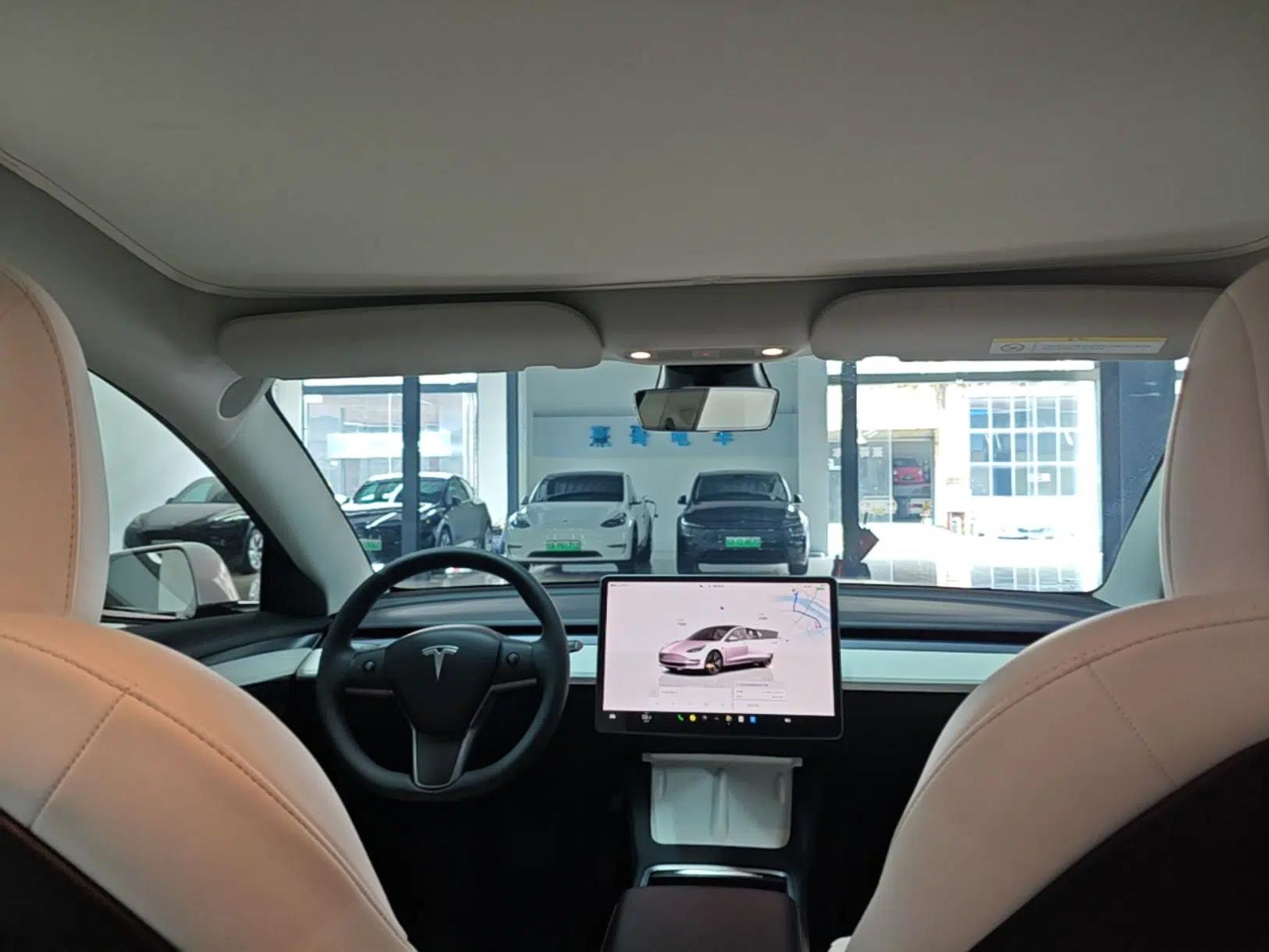 Tesla Model 3 2022 Rear-Wheel-Drive Version — миниатюра 21
