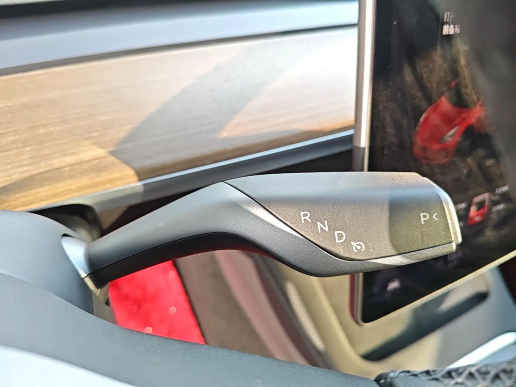Tesla Model 3 2021 Standard Range Rear-Drive Upgraded Version — миниатюра 16