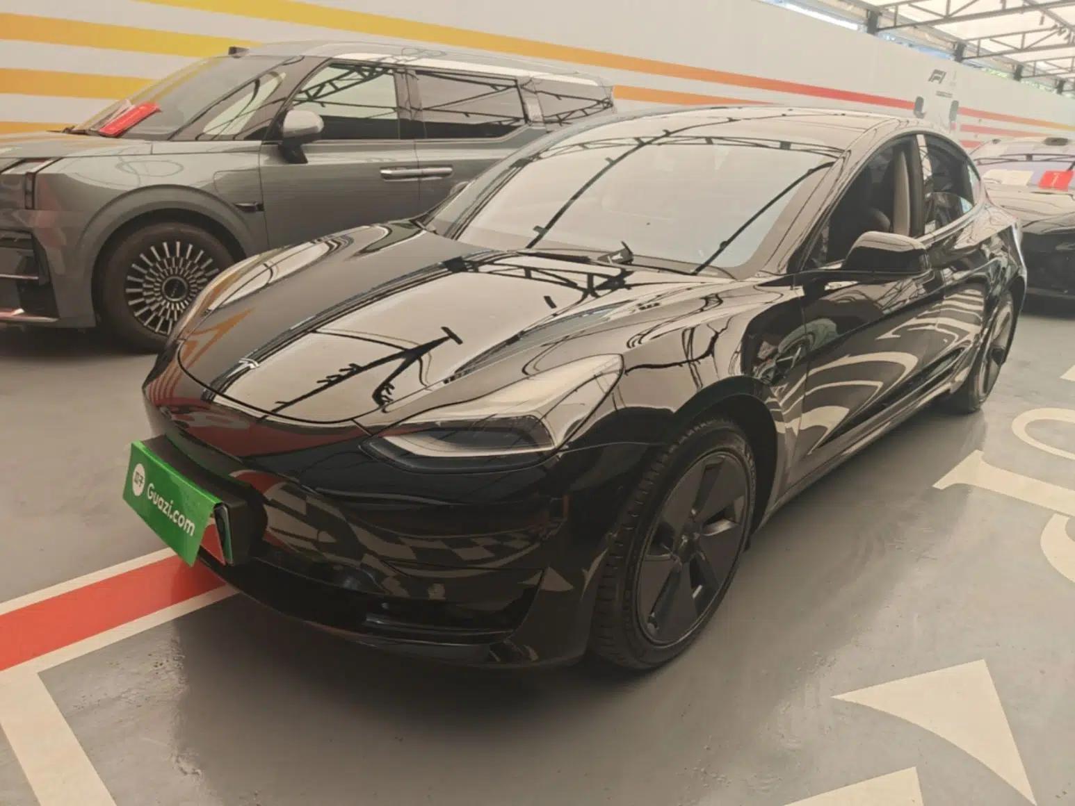 Tesla Model 3 2022 Rear-Wheel-Drive Version — миниатюра 1