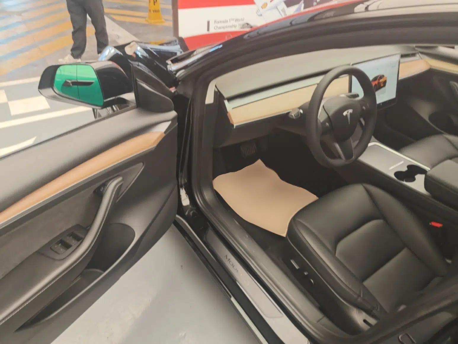 Tesla Model 3 2022 Rear-Wheel-Drive Version — миниатюра 18