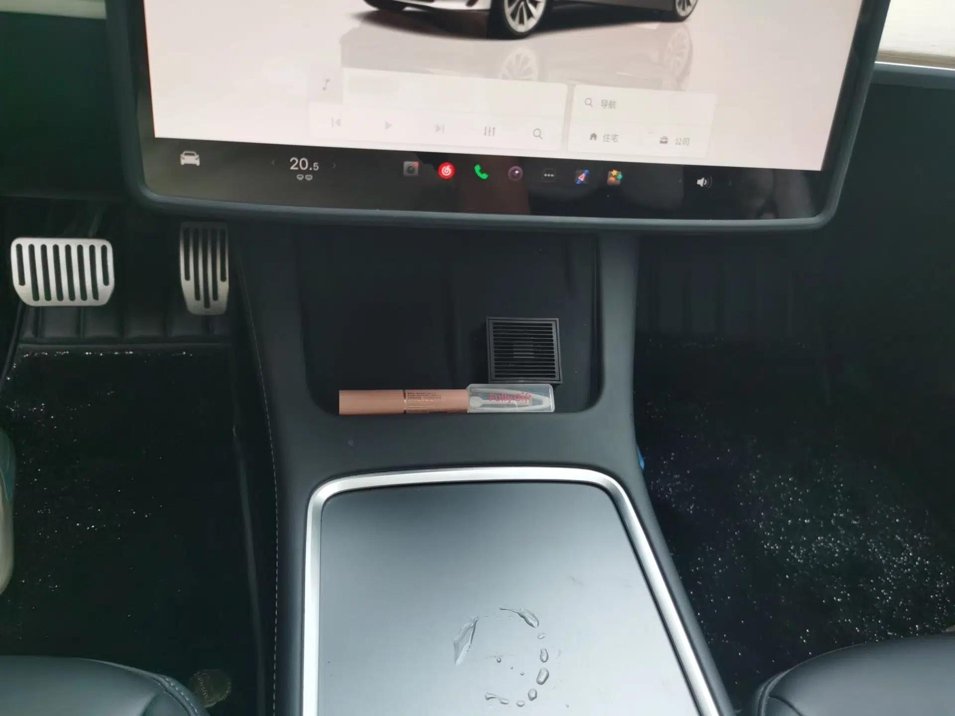 Tesla Model 3 2022 Rear-Wheel-Drive Version — миниатюра 13